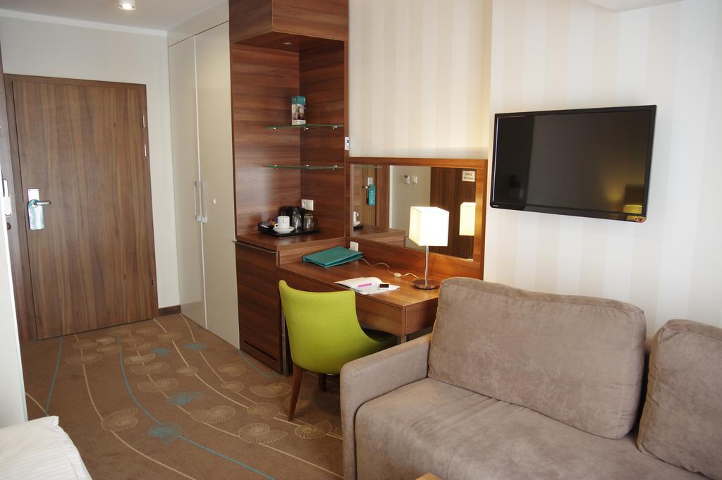 Apartamenty เมียนซิดดรอแย ภายนอก รูปภาพ