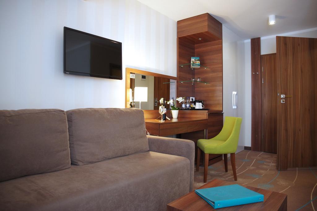 Apartamenty เมียนซิดดรอแย ภายนอก รูปภาพ
