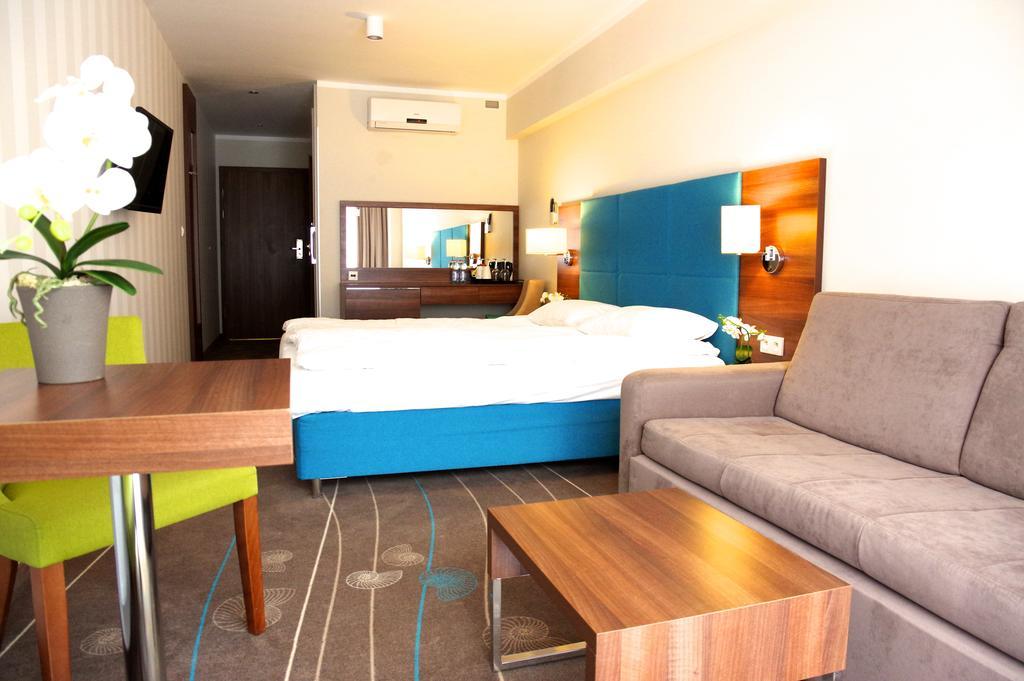 Apartamenty เมียนซิดดรอแย ภายนอก รูปภาพ