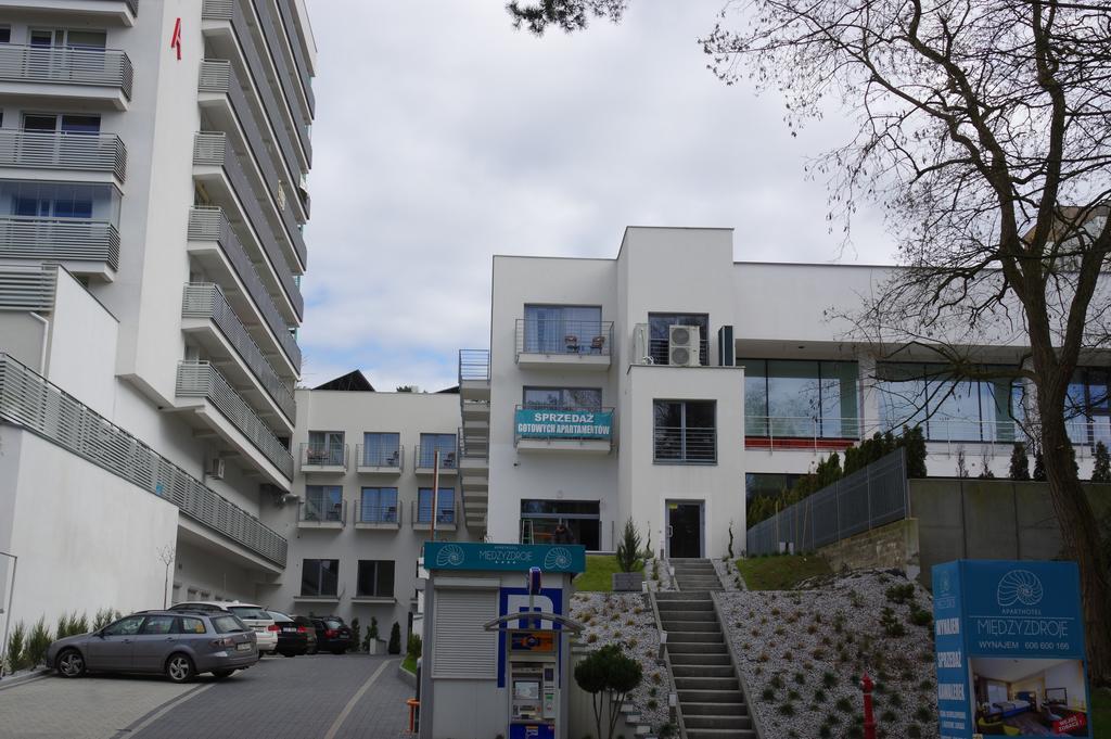 Apartamenty เมียนซิดดรอแย ภายนอก รูปภาพ