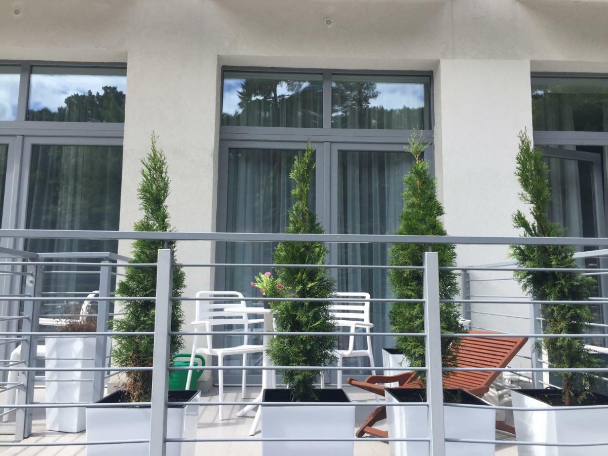Apartamenty เมียนซิดดรอแย ภายนอก รูปภาพ